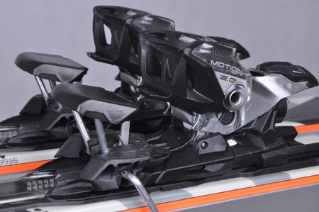 NARTY UŻYWANE VOLKL DEACON 75 + Motion 12 23/24 161 cm NRC126