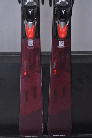 NARTY UŻYWANE ATOMIC REDSTER S8 + X12 GW 24/25 170 cm NRC166