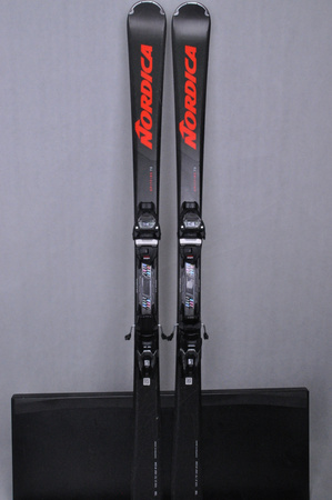 NARTY UŻYWANE NORDICA SPITFIRE 73 24/25 + Marker TP2 10 156 cm NRC851