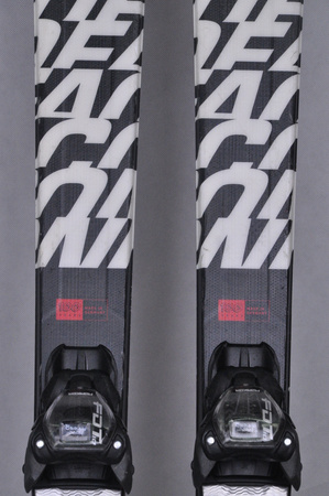 NARTY UŻYWANE VOLKL DEACON 7.2 + FTD 10 23/24 165 cm NRC1191