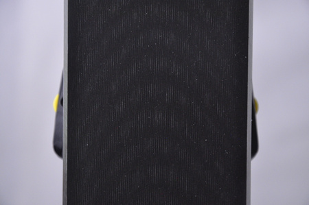 NARTY UŻYWANE VOLKL RACETIGER SC 24/25 + VMotion 12 158 cm NRC817