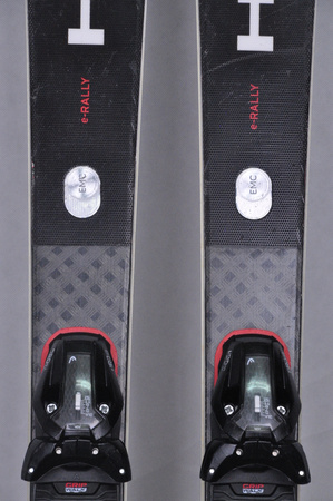 NARTY UŻYWANE HEAD SUPERSHAPE ERALLY + PRD12 24/25 156 cm NRC505