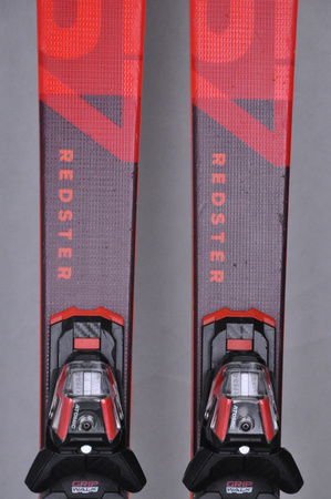 NARTY UŻYWANE ATOMIC REDSTER S7 + M12 GW 22/23 149 cm NRC710