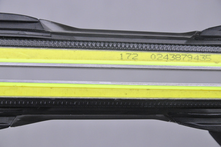 NARTY UŻYWANE VOLKL RACETIGER SC 24/25 + VMotion 12 172 cm NRC835