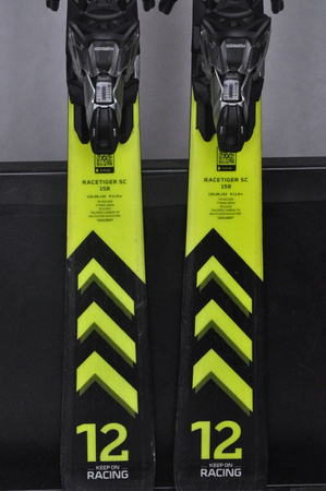 NARTY UŻYWANE VOLKL RACETIGER SC 23/24 + VMotion 12 158 cm NRC822