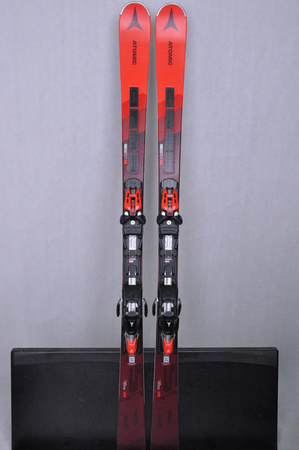 NARTY UŻYWANE ATOMIC REDSTER S8 + X12 GW 24/25 152 cm NRC151