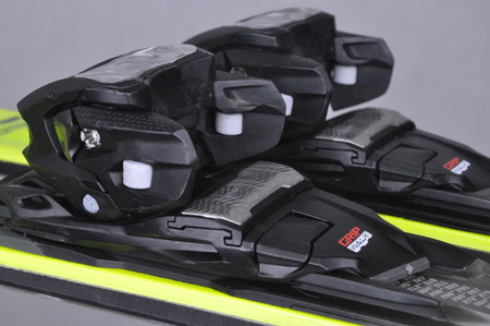 NARTY UŻYWANE VOLKL RACETIGER SC 23/24 + VMotion 12 165 cm NRC348