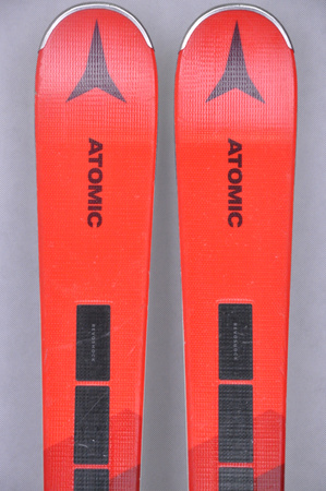 NARTY UŻYWANE ATOMIC REDSTER S8 + X12 GW 24/25 170 cm NRC166