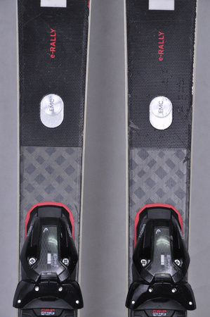 NARTY UŻYWANE HEAD SUPERSHAPE ERALLY + PRD12 24/25 163 cm NRC511