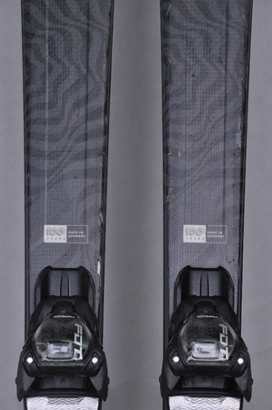 NARTY UŻYWANE VOLKL FLAIR 7.2 21/22 + FDT 10 158 cm NRC1166