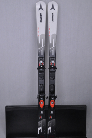 NARTY UŻYWANE ATOMIC REDSTER SC + M10 23/24 154 cm NRC478