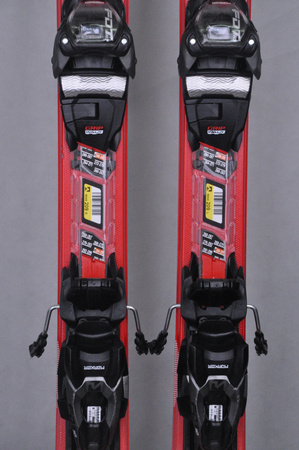 NARTY UŻYWANE VOLKL DEACON 7.2 + FTD 10 21/22 158 cm NRC1130