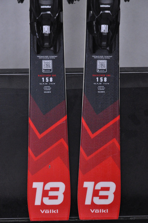NARTY UŻYWANE VOLKL RACETIGER SRC + Motion 10 24/25 158 cm NRC205