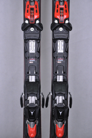 NARTY UŻYWANE ATOMIC REDSTER S8 + X12 GW 24/25 163 cm NRC680