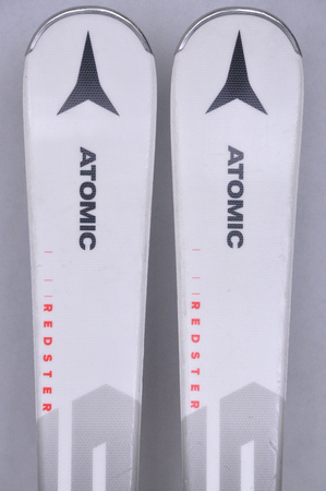 NARTY UŻYWANE ATOMIC REDSTER SC + M10 23/24 140 cm NRC456