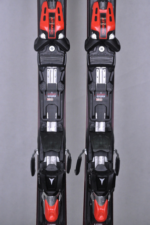 NARTY UŻYWANE ATOMIC REDSTER S8 + X12 GW 24/25 163 cm NRC156