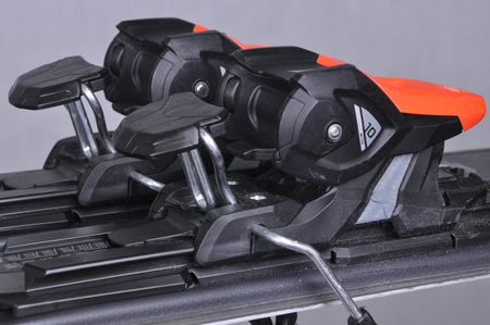 NARTY UŻYWANE ATOMIC REDSTER RX + M10 23/24 163 cm NRC1060