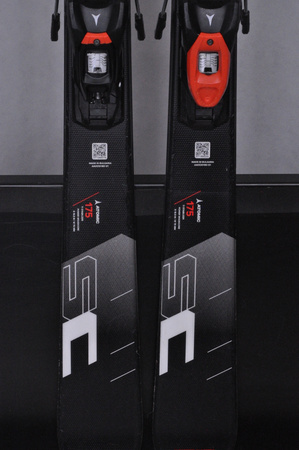 NARTY UŻYWANE ATOMIC REDSTER SC + M10 23/24 175 cm NRC501