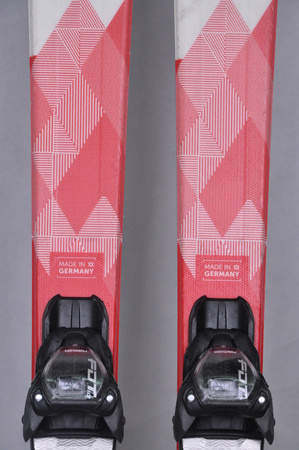 NARTY UŻYWANE VOLKL DEACON 7.2 + FTD 10 21/22 151 cm NRC1147