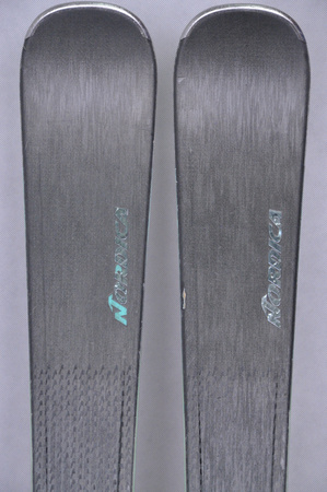NARTY UŻYWANE NORDICA BELLE 72 DC 24/25 + TP2 11 156 cm NRC614