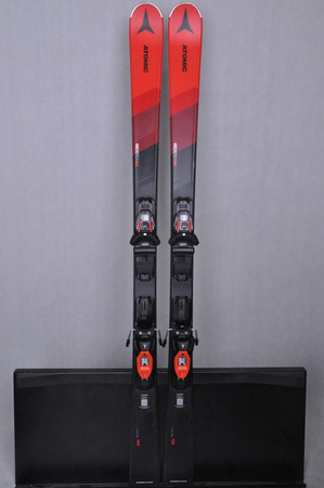 NARTY UŻYWANE ATOMIC REDSTER RX + M10 23/24 149 cm NRC1064