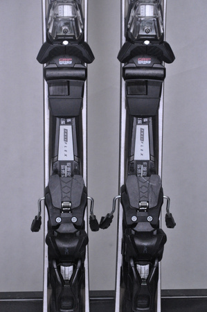 NARTY UŻYWANE STOCKLI LASER SC + MC11 24/25 149 cm NRC92