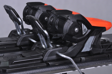 NARTY UŻYWANE ATOMIC REDSTER SC + M10 23/24 154 cm NRC478