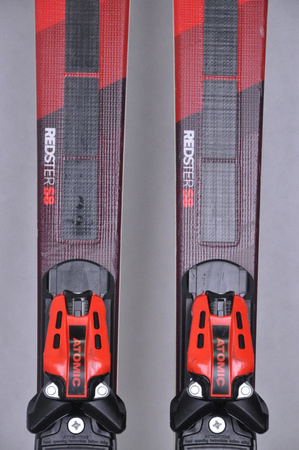 NARTY UŻYWANE ATOMIC REDSTER S8 + X12 GW 24/25 163 cm NRC157