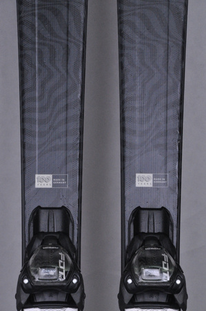 NARTY UŻYWANE VOLKL FLAIR 7.2 21/22 + FDT 10 151 cm NRC1157