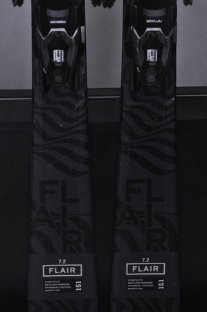 NARTY UŻYWANE VOLKL FLAIR 7.2 21/22 + FDT 10 151 cm NRC1164