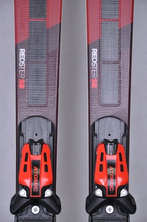 NARTY UŻYWANE ATOMIC REDSTER S8 + X12 GW 24/25 149 cm NRC148