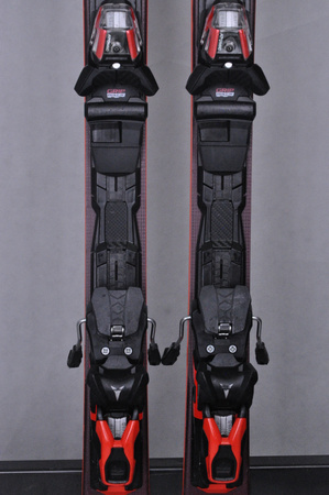 NARTY UŻYWANE ATOMIC REDSTER S7 + M12 GW 22/23 156 cm NRC715