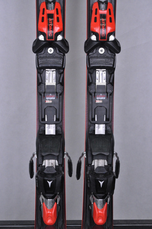 NARTY UŻYWANE ATOMIC REDSTER S9 + X12 GW 23/24 155 cm NRC686