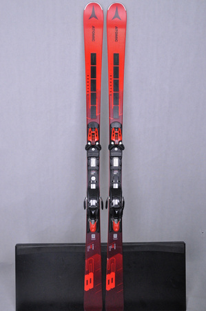 NARTY UŻYWANE ATOMIC REDSTER S8 + X12 GW 23/24 170 cm NRC144