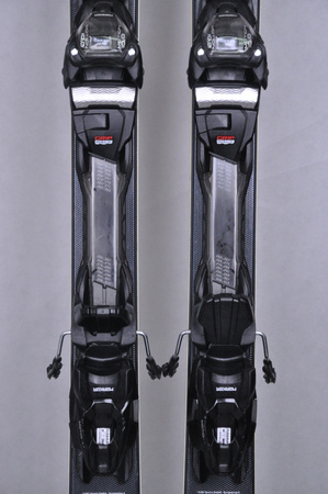 NARTY UŻYWANE VOLKL RACETIGER SRC + Motion 10 24/25 168 cm NRC223