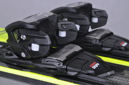 NARTY UŻYWANE VOLKL RACETIGER SC 23/24 + VMotion 12 165 cm NRC346