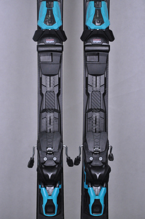 NARTY UŻYWANE ATOMIC REDSTER X7 + Atomic MI12 GW 24/25 169 cm NRC285