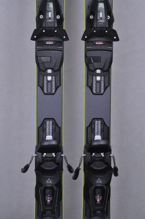 NARTY UŻYWANE FISCHER RC4 PWR 23/24 + RS10 160 cm NRC776