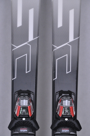 NARTY UŻYWANE ATOMIC REDSTER SC + M10 23/24 175 cm NRC498