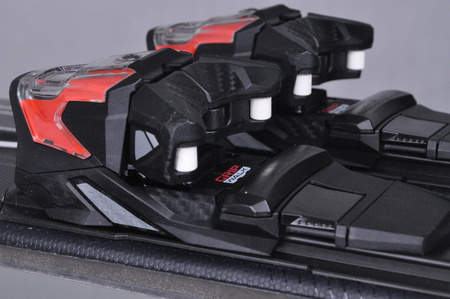 NARTY UŻYWANE ATOMIC REDSTER SC + M10 23/24 175 cm NRC494