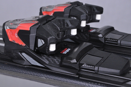 NARTY UŻYWANE ATOMIC REDSTER SC + M10 23/24 161 cm NRC484