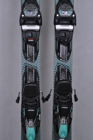 NARTY UŻYWANE NORDICA BELLE 72 DC 24/25 + TP2 11 168 cm NRC628