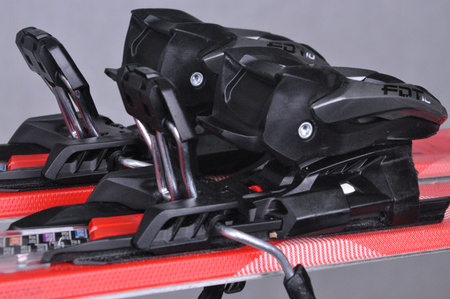 NARTY UŻYWANE VOLKL DEACON 7.2 + FTD 10 21/22 172 cm NRC1083