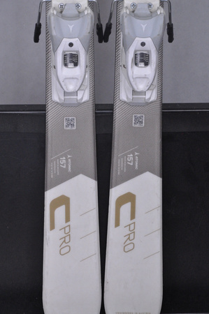 NARTY UŻYWANE ATOMIC CLOUD PRO + M10 22/23 157 cm NRC707