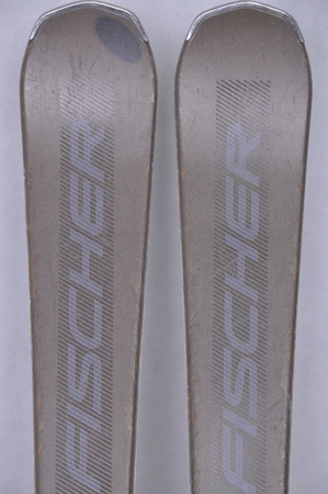 NARTY UŻYWANE FISCHER RC ONE 68 LITE + RS9 150 cm NRC635