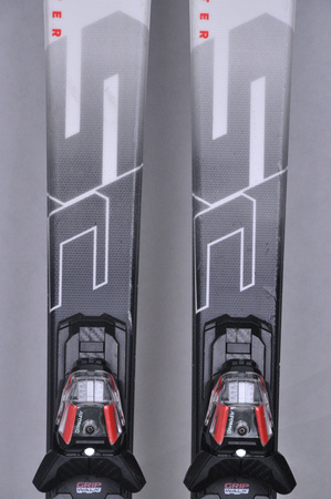 NARTY UŻYWANE ATOMIC REDSTER SC + M10 23/24 154 cm NRC480