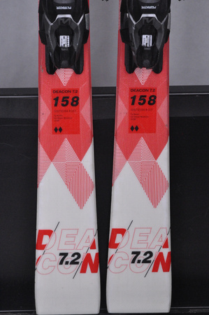 NARTY UŻYWANE VOLKL DEACON 7.2 + FTD 10 21/22 158 cm NRC1137
