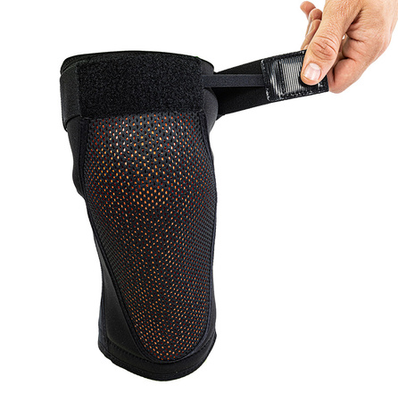 OCHRANIACZE NA KOLANA CLOVER KNEEPADS Black 2026