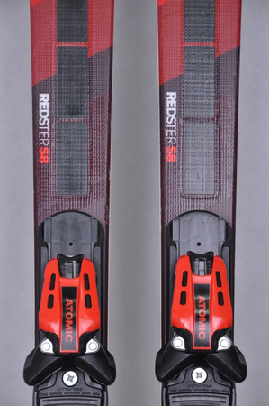 NARTY UŻYWANE ATOMIC REDSTER S8 + X12 GW 24/25 163 cm NRC154