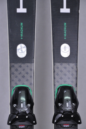 NARTY UŻYWANE HEAD SUPERSHAPE E. MAGNUM + Head PRD12 24/5 156 cm NRC251